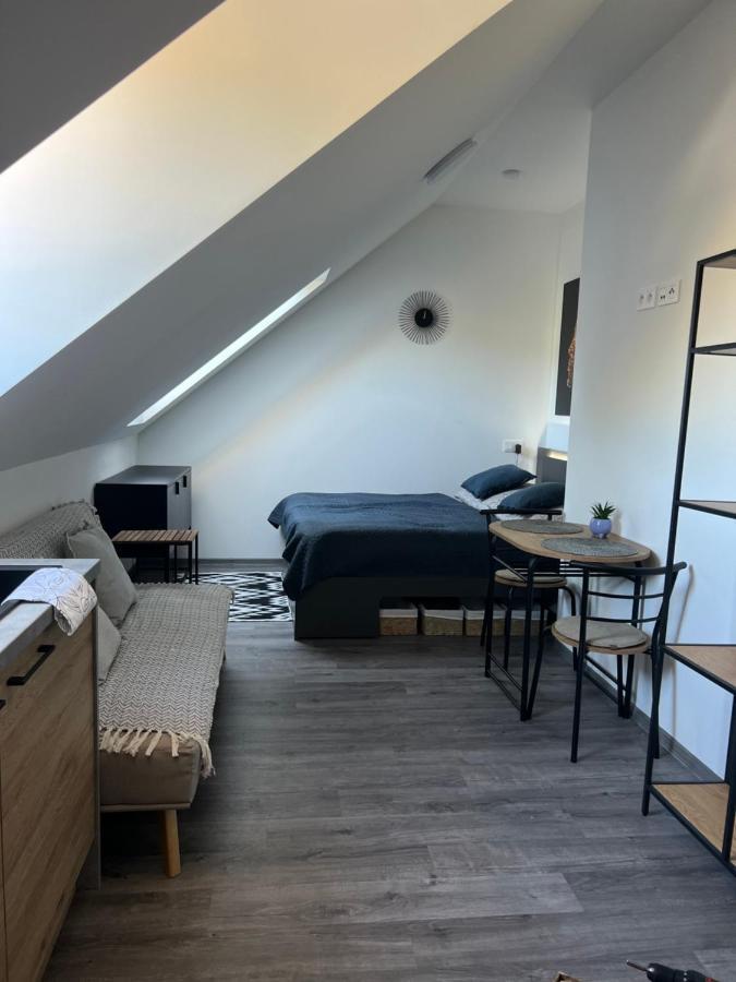 Hobiti Apartman - Frodo Černá v Pošumaví Esterno foto